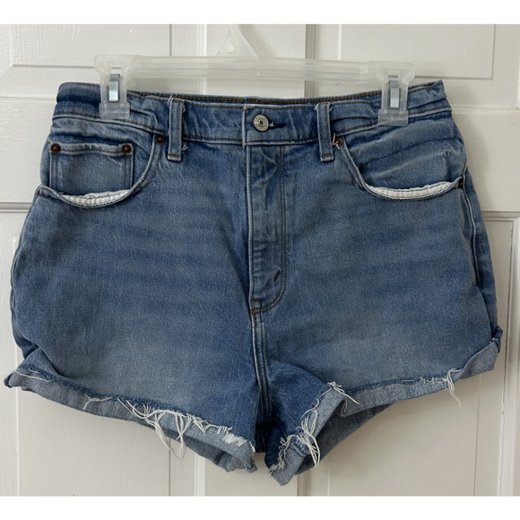 Abercrombie & Fitch Denim High Rise Mom Shorts Curve Love Sz 29 (8) Raw Hem - Picture 1 of 3